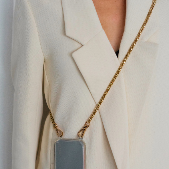 Chain strap, a utility wrist strap or a rope wrist strap the perfect solution to keep your phone safe while keeping your hands free. Discover collection including 2-in-1 utility cross-body strap, the stylish rope cross-body strap.