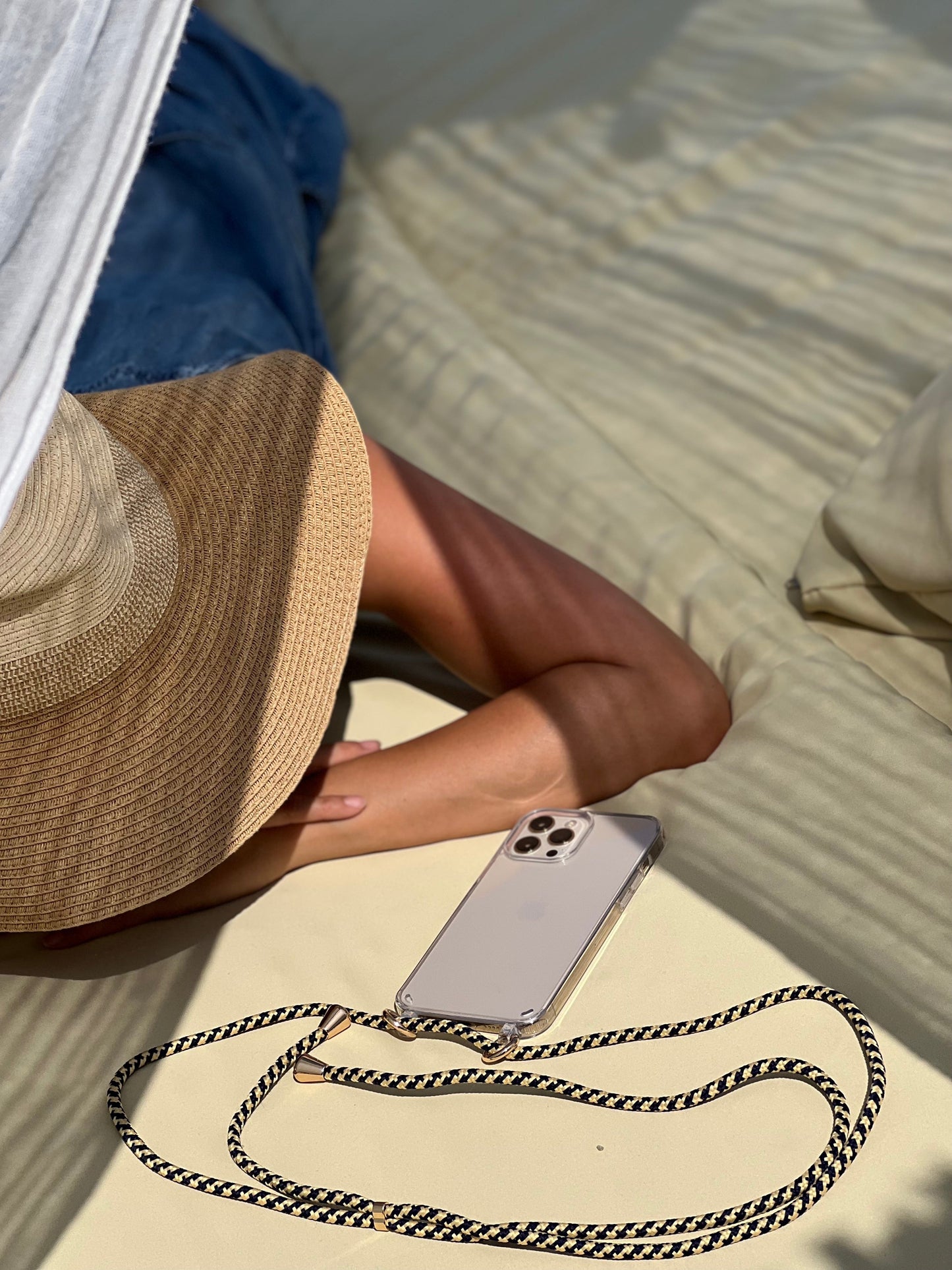 Emsy Australia crossbody phone cases are compatible with iPhone, Samsung models. The cases offer protection with durable cords, keeping phones secure with fashionable coloured ropes to elevate your style. Fashion hands-free phone accessories